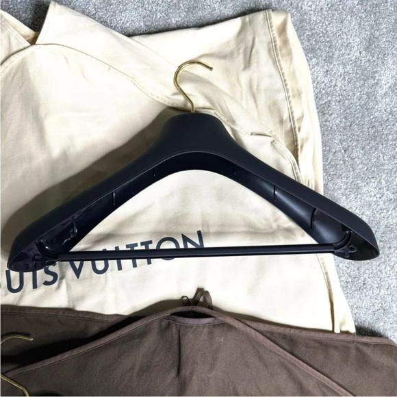 Auth. Louis Vuitton Suit Garment Cover Storage Bag with Hanger ２PCS Set - Picture 7 of 7